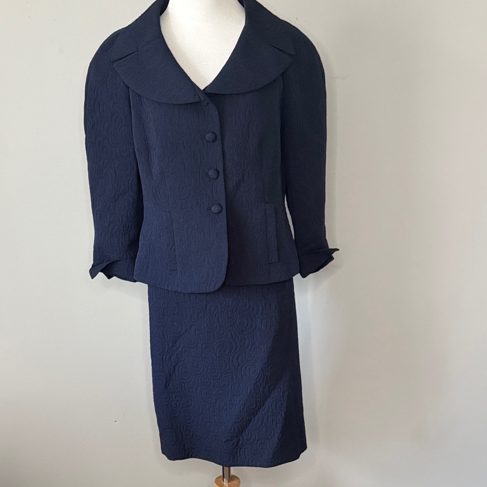 2pc suit by Kasper Elegant Navy Skirt Suit Set Matte Lasse sz 10P